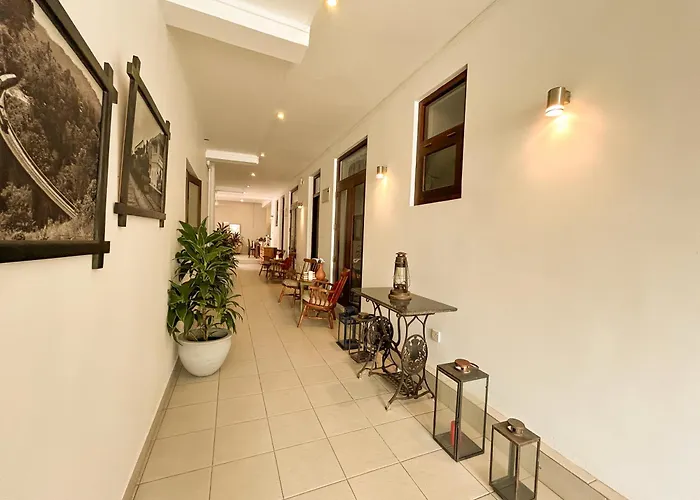 Coral Nest Hotel Negombo