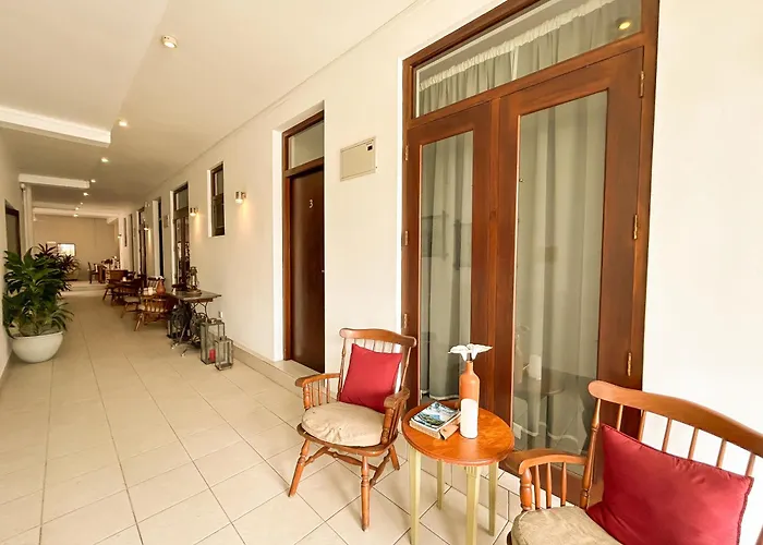 Coral Nest Hotel Negombo